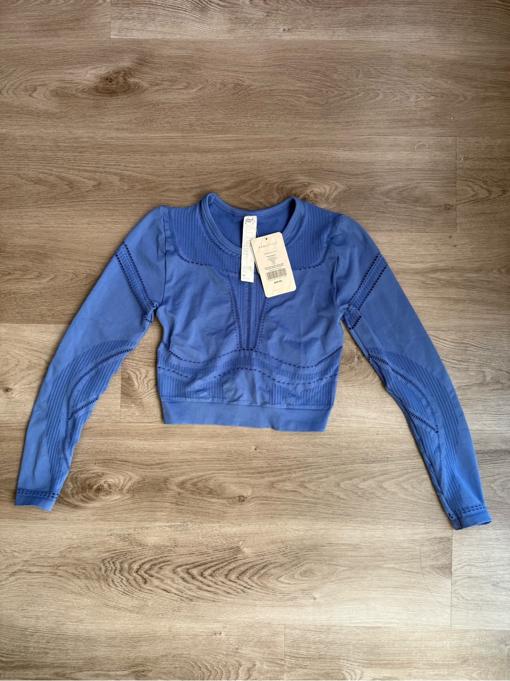 Fabletics Periwinkle Seamless Long Sleeve Crop Top